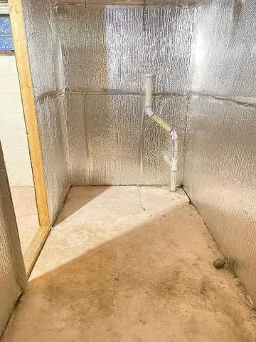 $130,000 | 614 East Tennyson Avenue, Pontiac, MI 48340