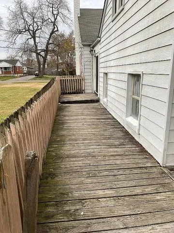 $130,000 | 614 East Tennyson Avenue, Pontiac, MI 48340