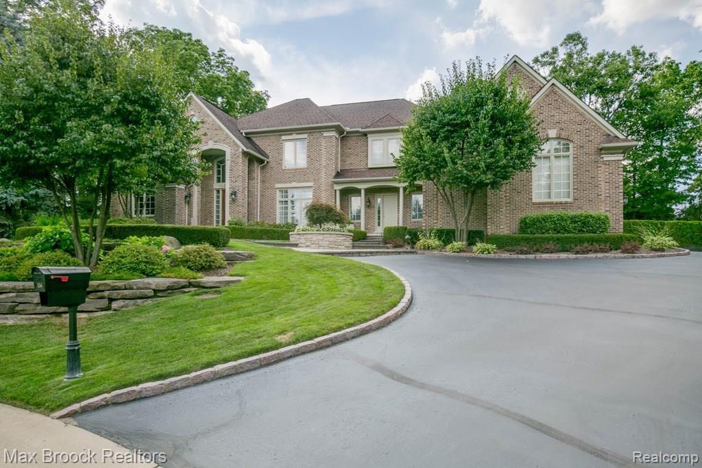 734 Palms Road Bloomfield Hills, MI 48304 - Photo 1 of 43 734PalmsRd-1.jpg