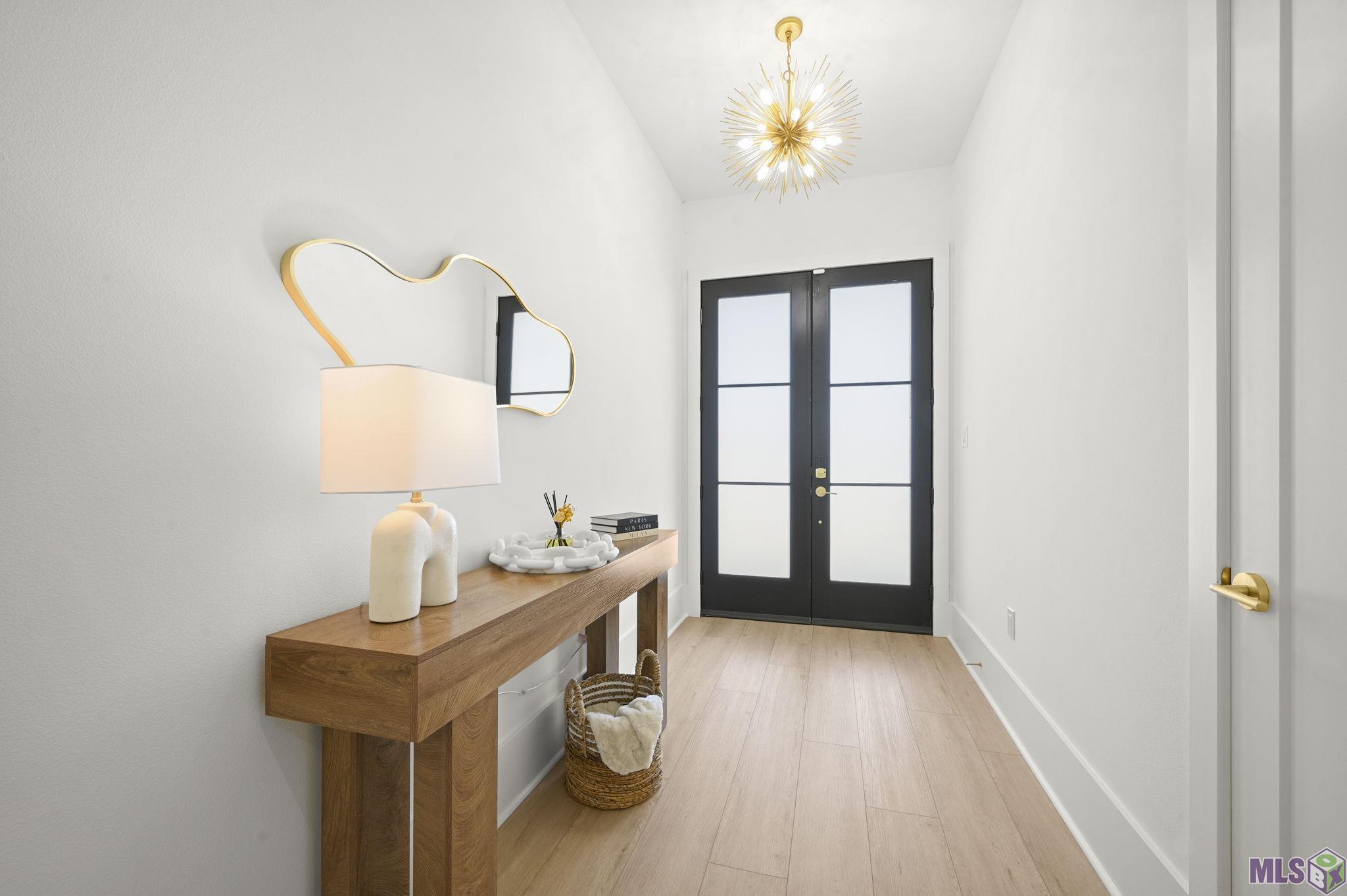 43345 Collyns Cove Prairieville, LA 70769 - Photo 4 of 47 Foyer