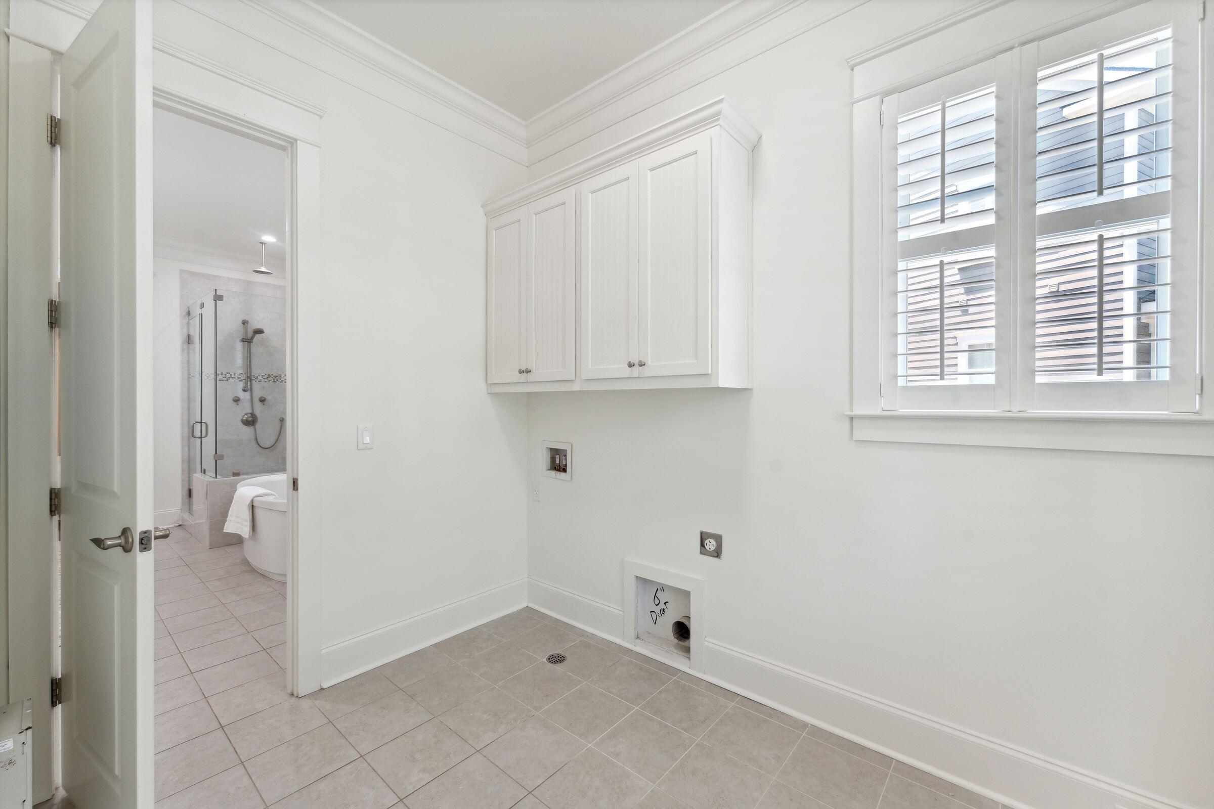 1448 Gunnison Street Mount Pleasant, SC 29466 - Photo 25 of 55 1448 Gunnison St Laundry Room
