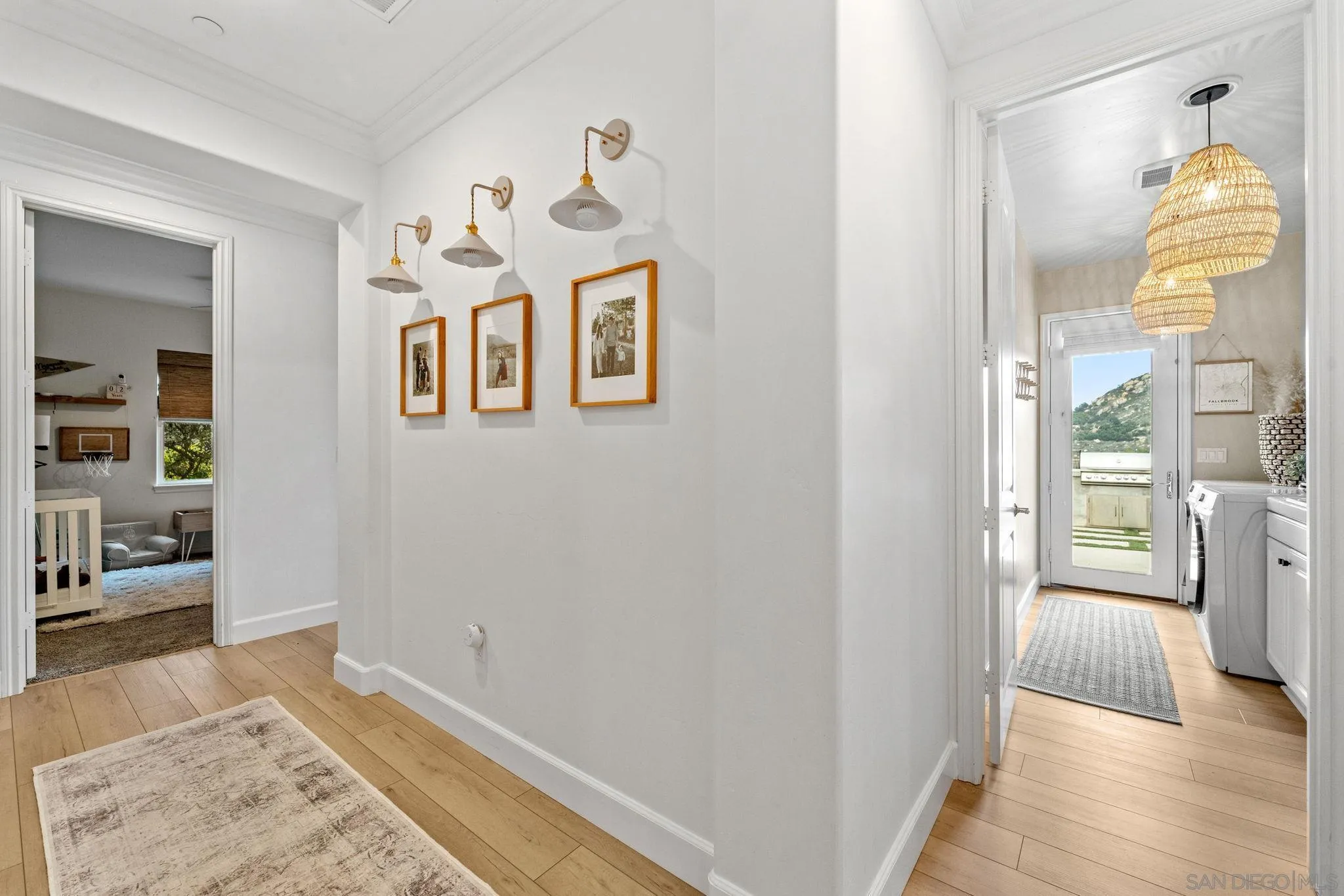 2836 Mesa Grove Road Fallbrook, CA 92028 - Photo 34 of 46 a room with painting and a rug