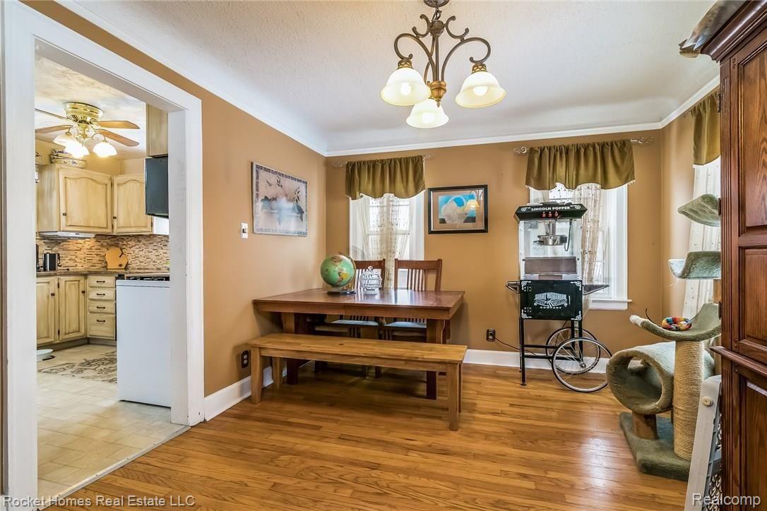 1776 Stanford Road Berkley, MI 48072 - Photo 6 of 23 008-Dining_Room-5305957-medium.jpg