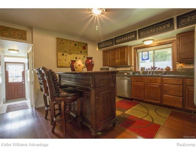 2925 West Auburn Road Rochester, MI 48309 - Photo 7 of 17 kit.jpg