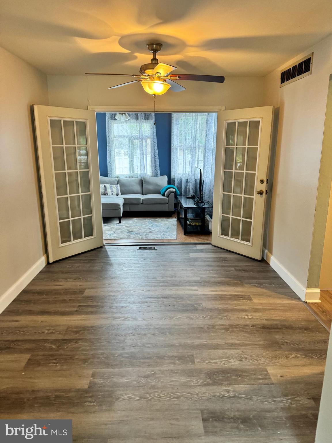 461 Old Erial Road Sicklerville, NJ 08081 - Photo 21 of 34 a view of a livingroom with furniture and windows
