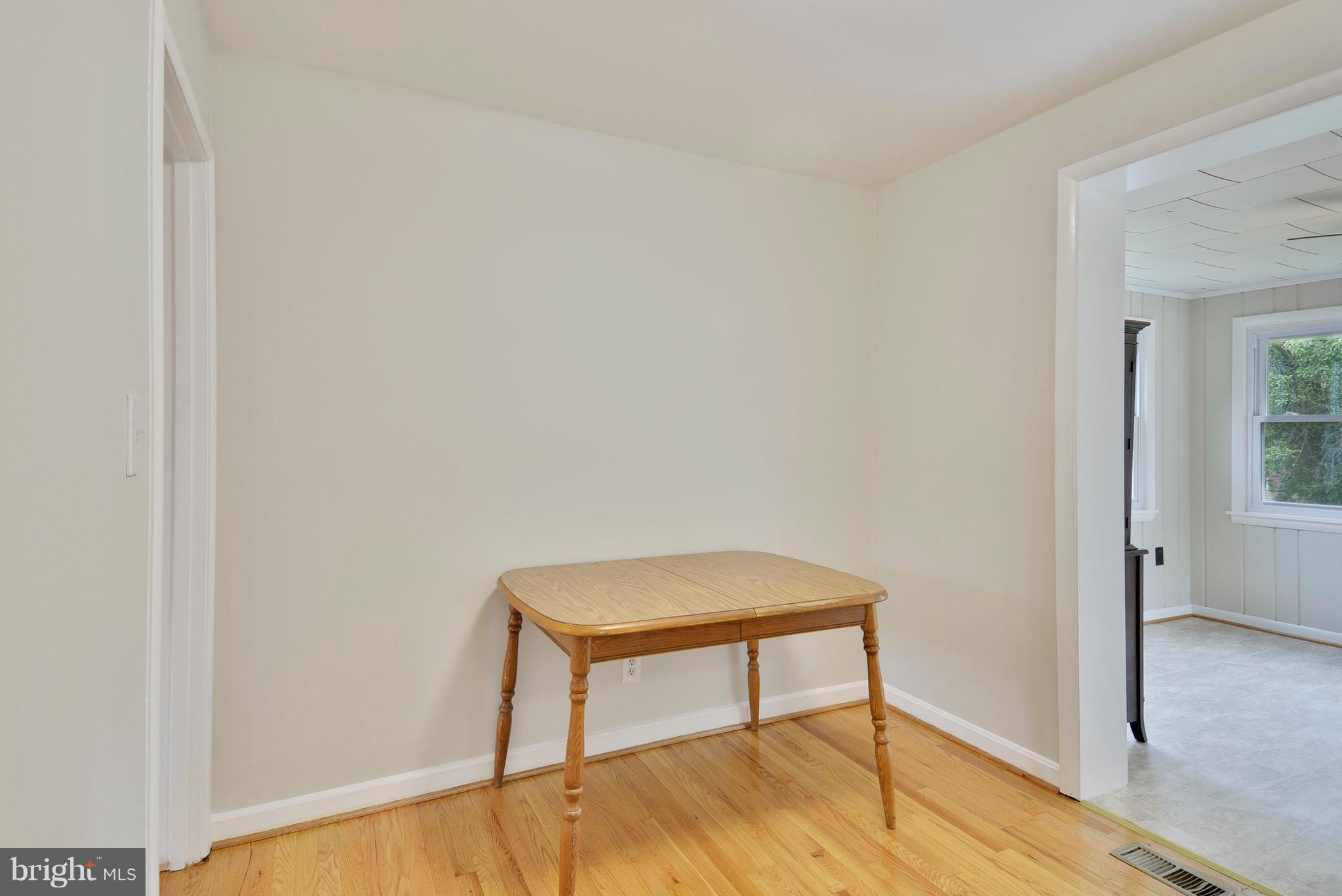 12719 Feldon Street Silver Spring, MD 20906 - Photo 8 of 30