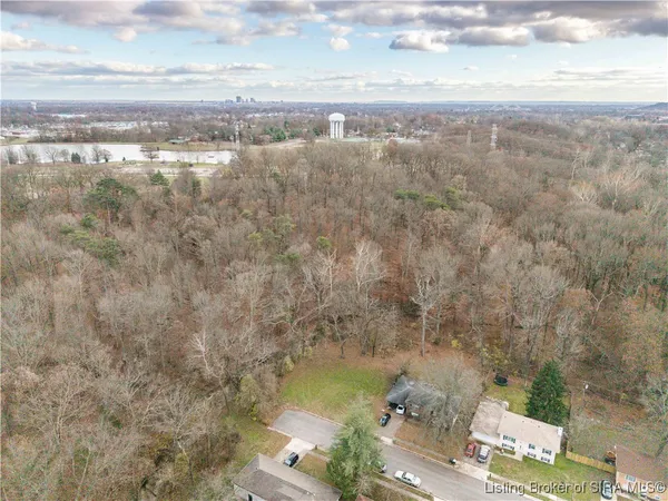 $40,000 | 312 Pimlico Drive, New Albany, IN 47150