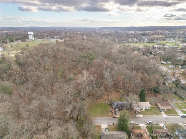 $40,000 | 312 Pimlico Drive, New Albany, IN 47150