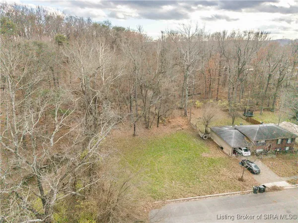 $40,000 | 312 Pimlico Drive, New Albany, IN 47150