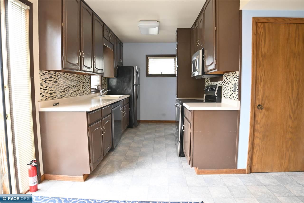 1220 South 12th Street Virginia, MN 55792 - Photo 8 of 19
