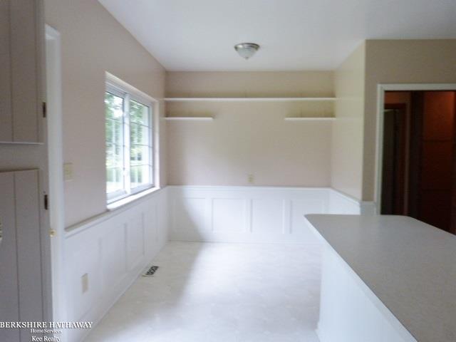 5404 Chicago Road Warren, MI 48092 - Photo 19 of 36