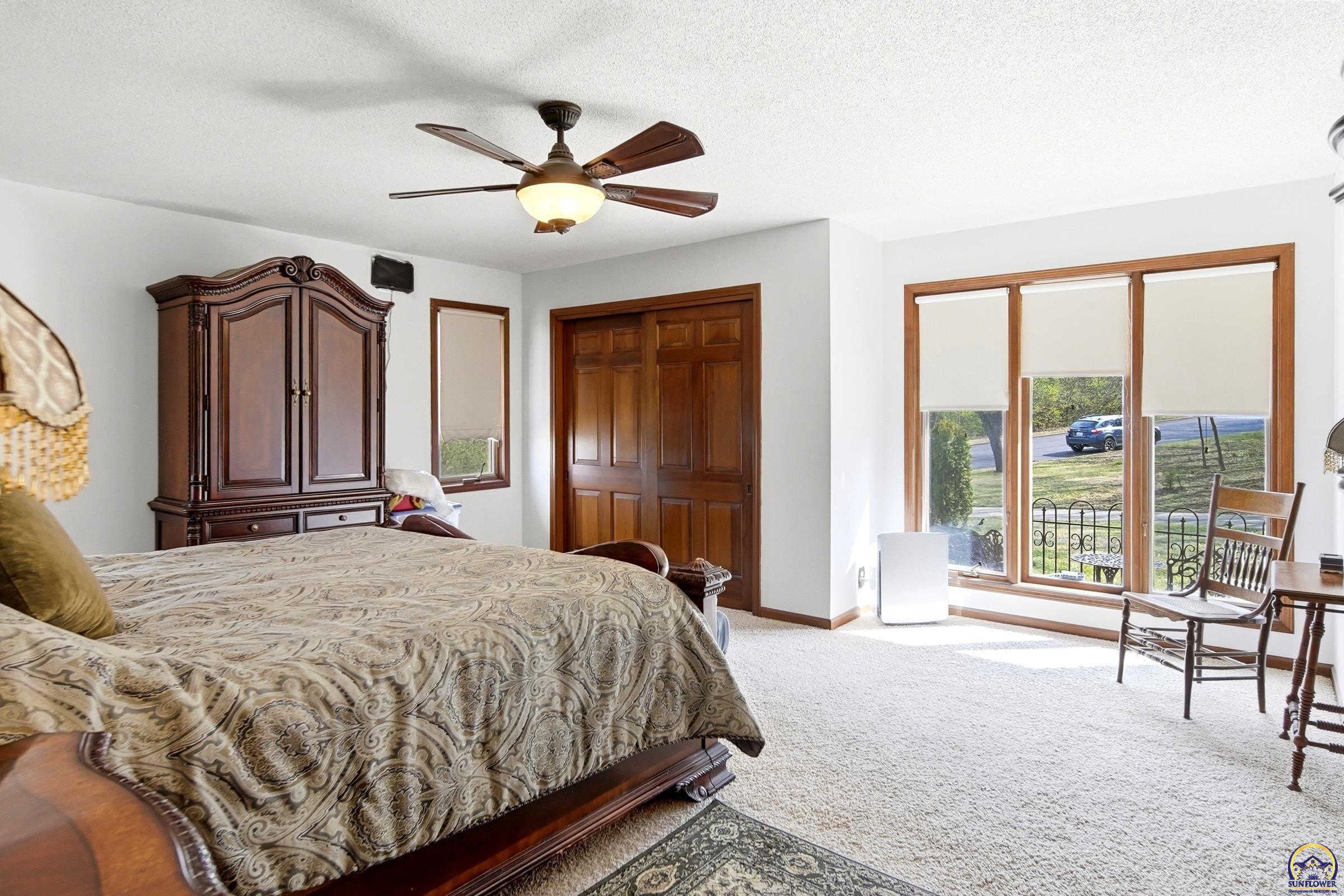 5425 Southwest Mission Avenue Topeka, KS 66610 - Photo 12 of 22