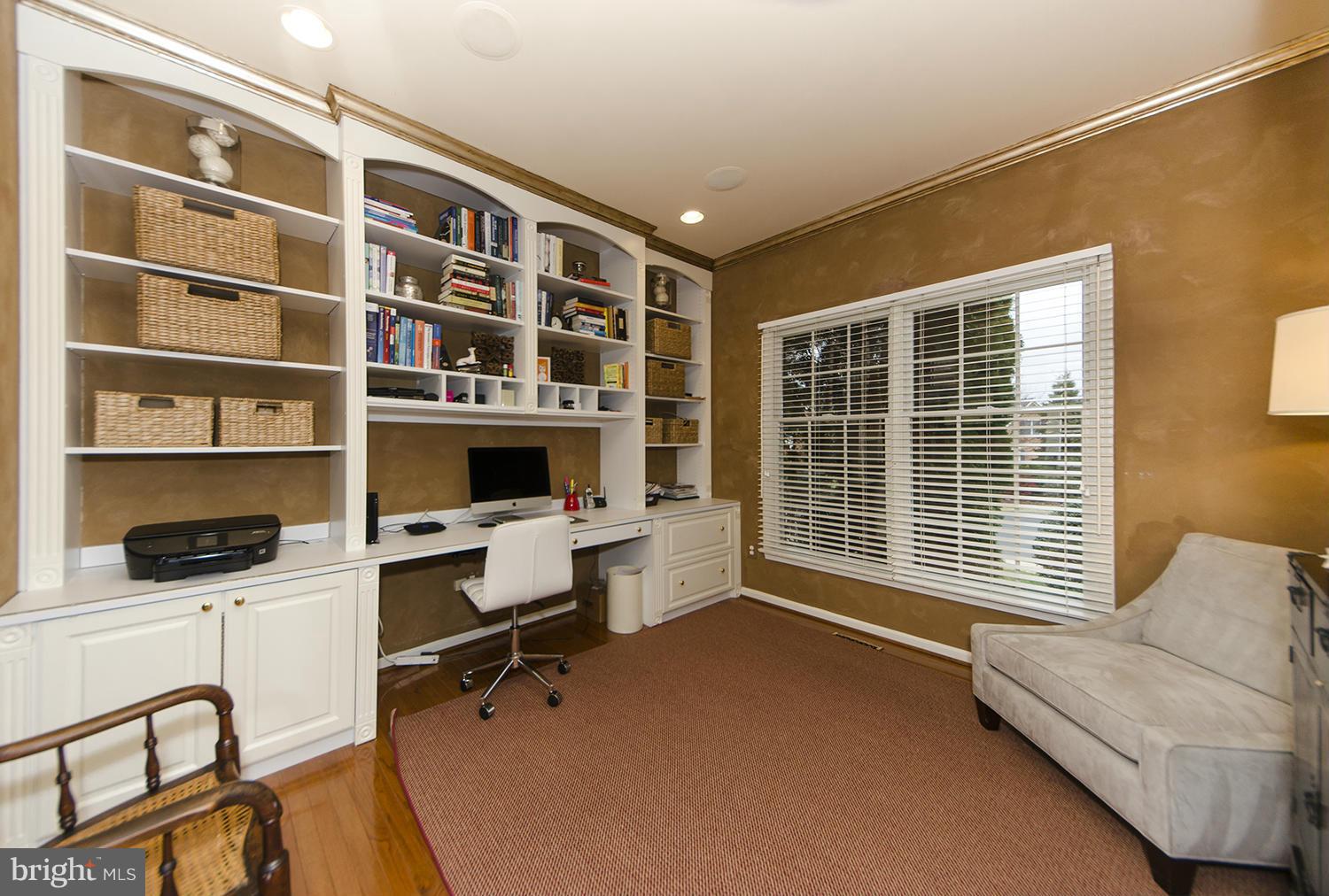 10871 Hunter Gate Way Reston, VA 20194 - Photo 19 of 30 a workspace with furniture and a window