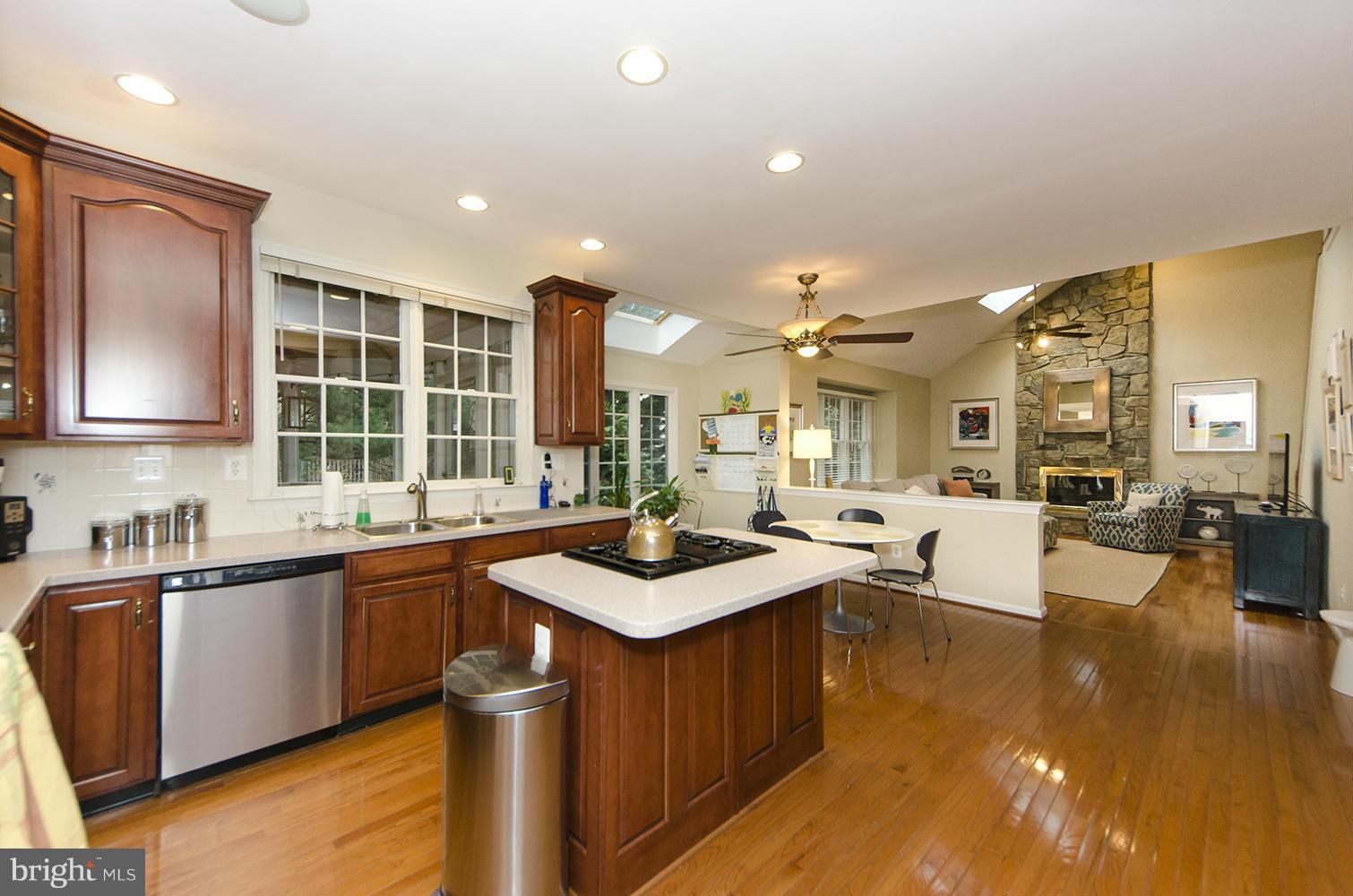 10871 Hunter Gate Way Reston, VA 20194 - Photo 7 of 30 a kitchen with lots of counter top space