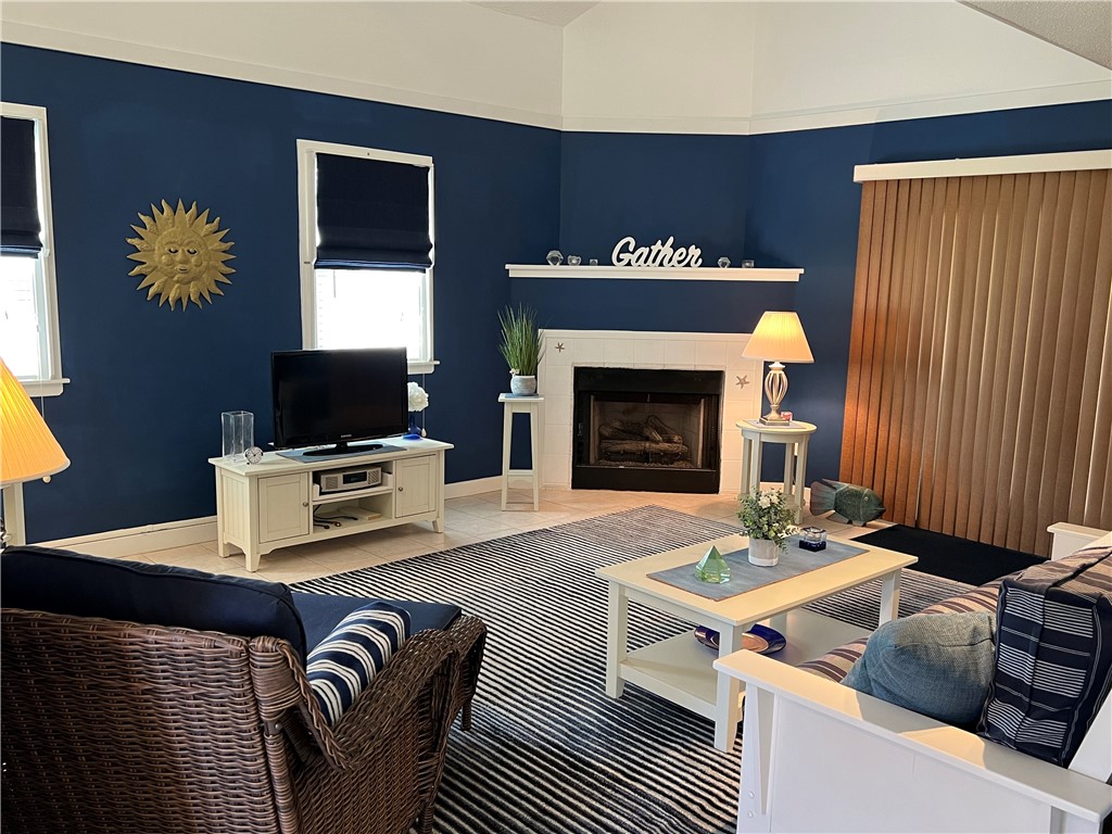 6 Captains Drive Westerly, RI 02891 - Photo 13 of 40 Living Room...