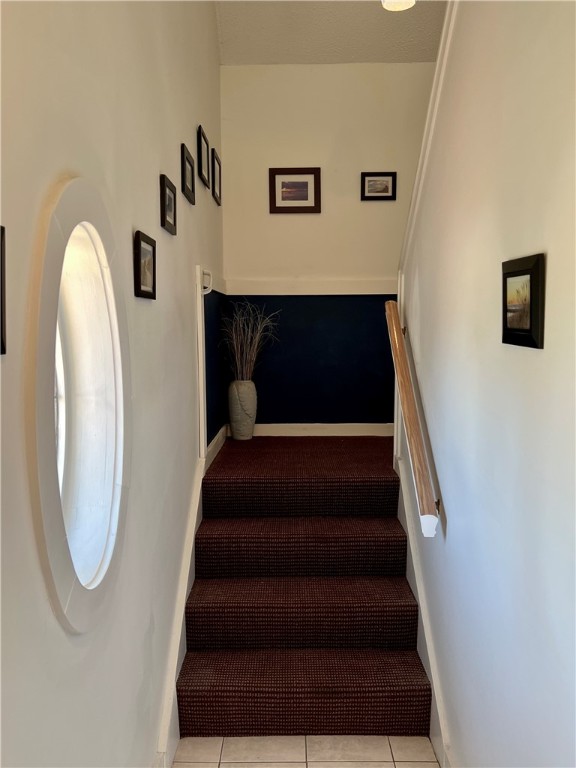 6 Captains Drive Westerly, RI 02891 - Photo 27 of 40 Heading up stairs...