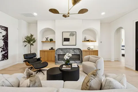 $1,995,000 | 2015 Euclid Avenue, Dallas, TX 75206