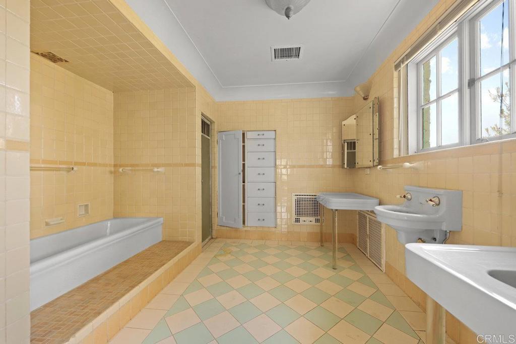 3600 Paradise Valley Road National City, CA 91950 - Photo 15 of 19
