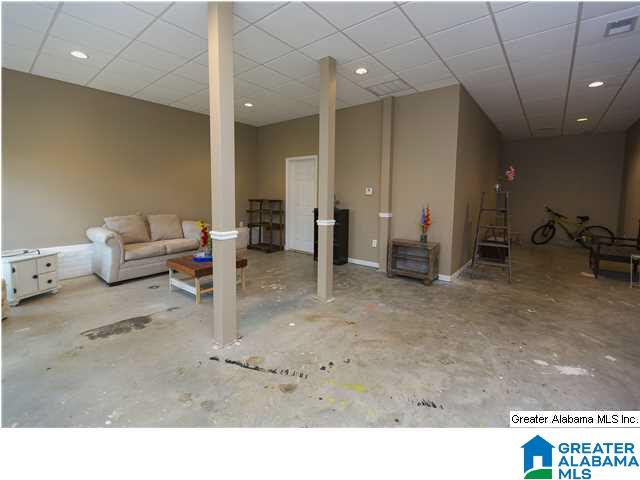 2347 Ridgemont Drive Birmingham, AL 35244 - Photo 28 of 32 Gallery Image 28