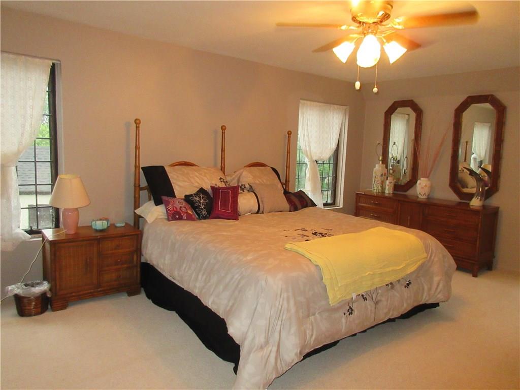 919 Spring Hill Road Shelbyville, IN 46176 - Photo 18 of 21 Gallery Image 18