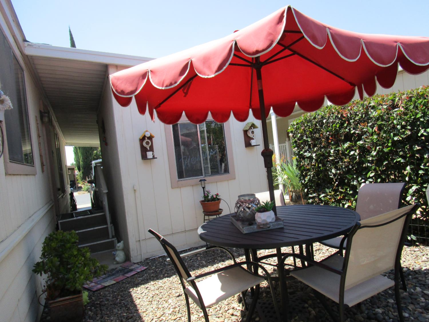 1500 Held Drive, Unit 94 Modesto, CA 95355 - Photo 2 of 32 Back yard area.