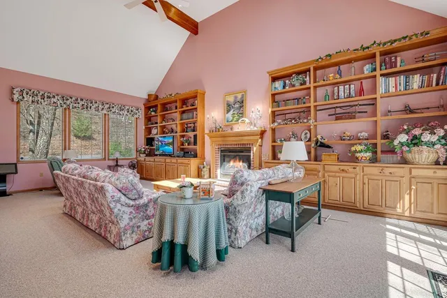 $545,000 | 119 Wedge Court, East Stroudsburg, PA 18302