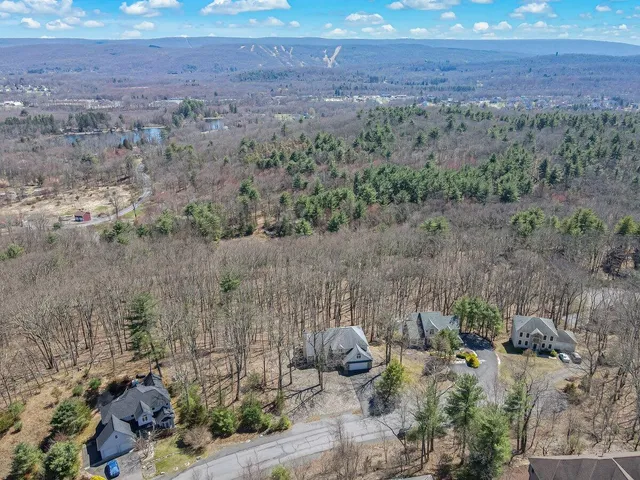 $545,000 | 119 Wedge Court, East Stroudsburg, PA 18302