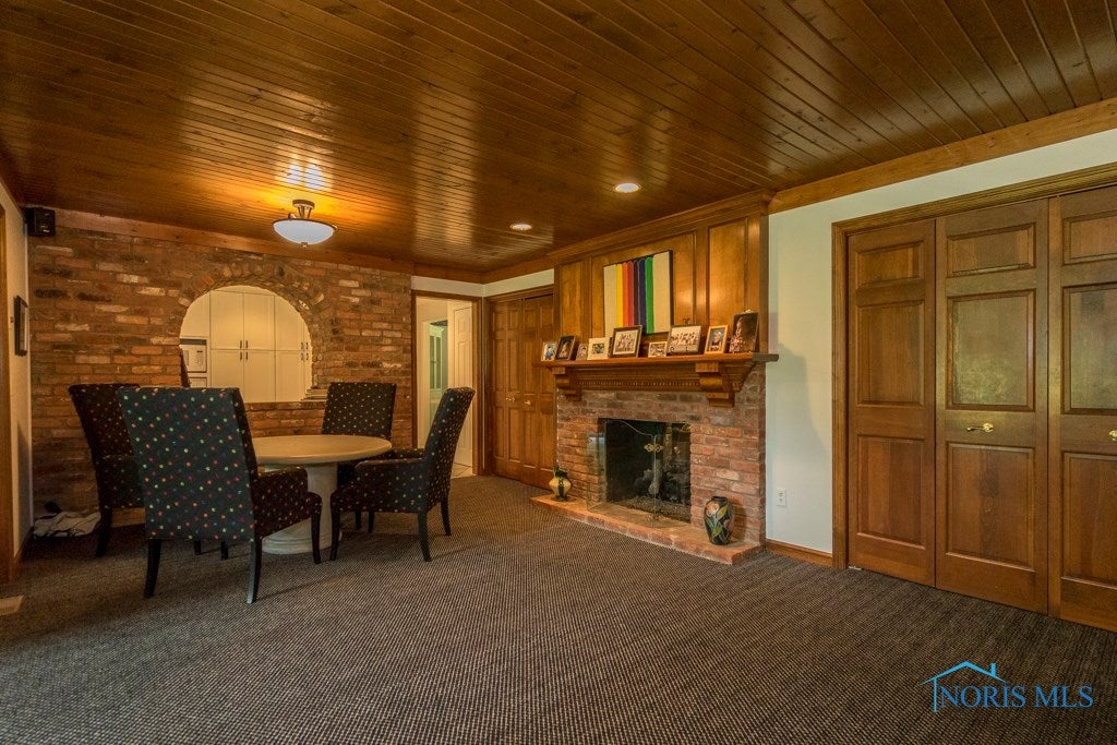 7341 Salisbury Road Maumee, OH 43537 - Photo 19 of 31 Gallery Image 19