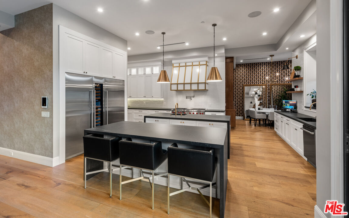 4421 Haskell Avenue Encino, CA 91436 - Photo 15 of 40