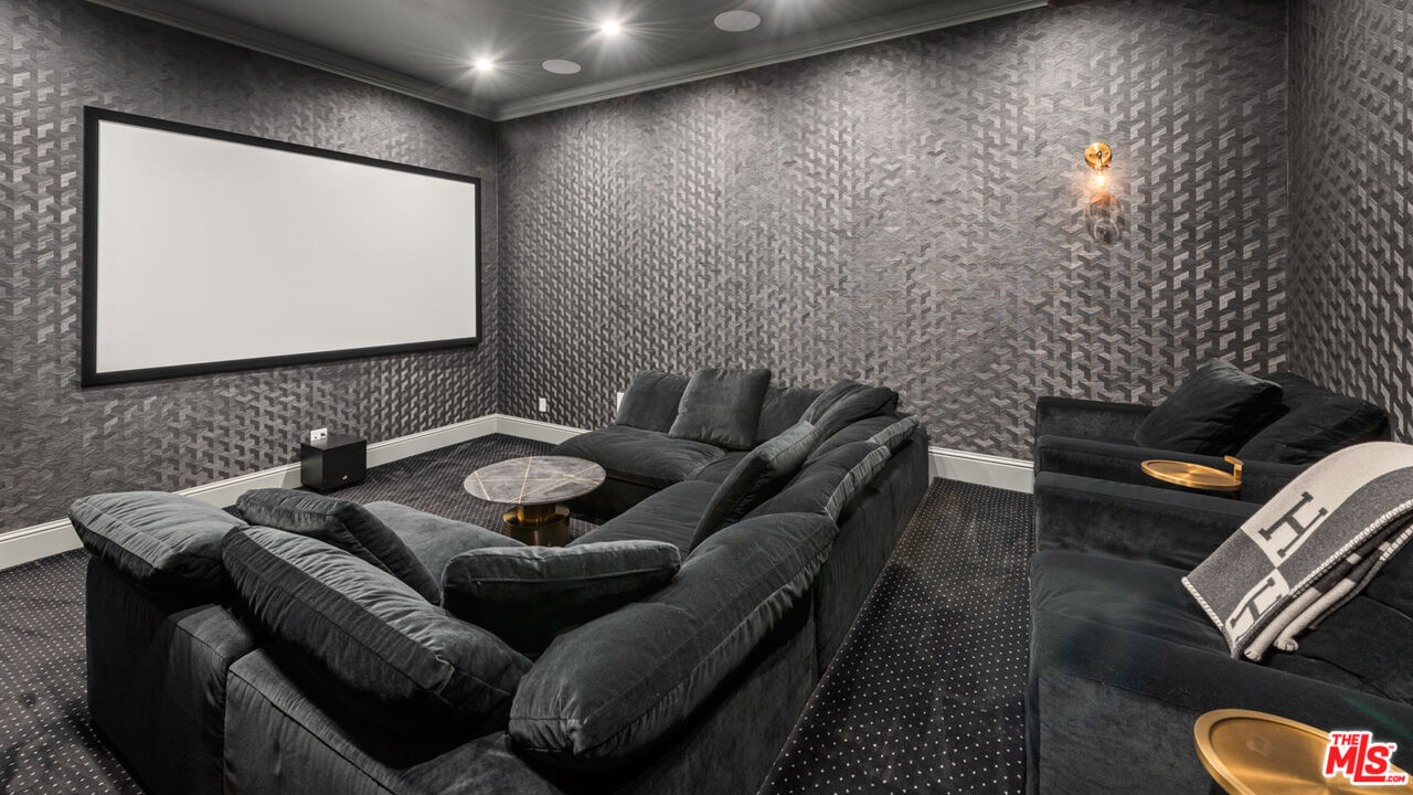 4421 Haskell Avenue Encino, CA 91436 - Photo 18 of 40