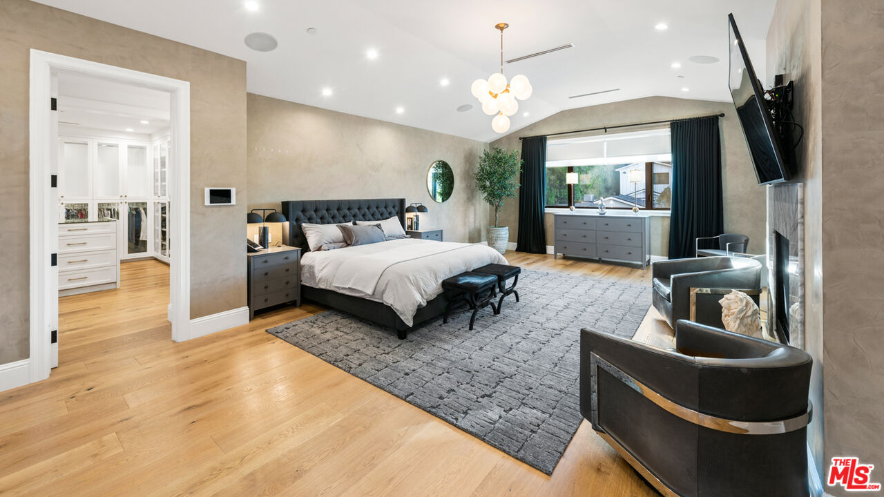 4421 Haskell Avenue Encino, CA 91436 - Photo 22 of 40