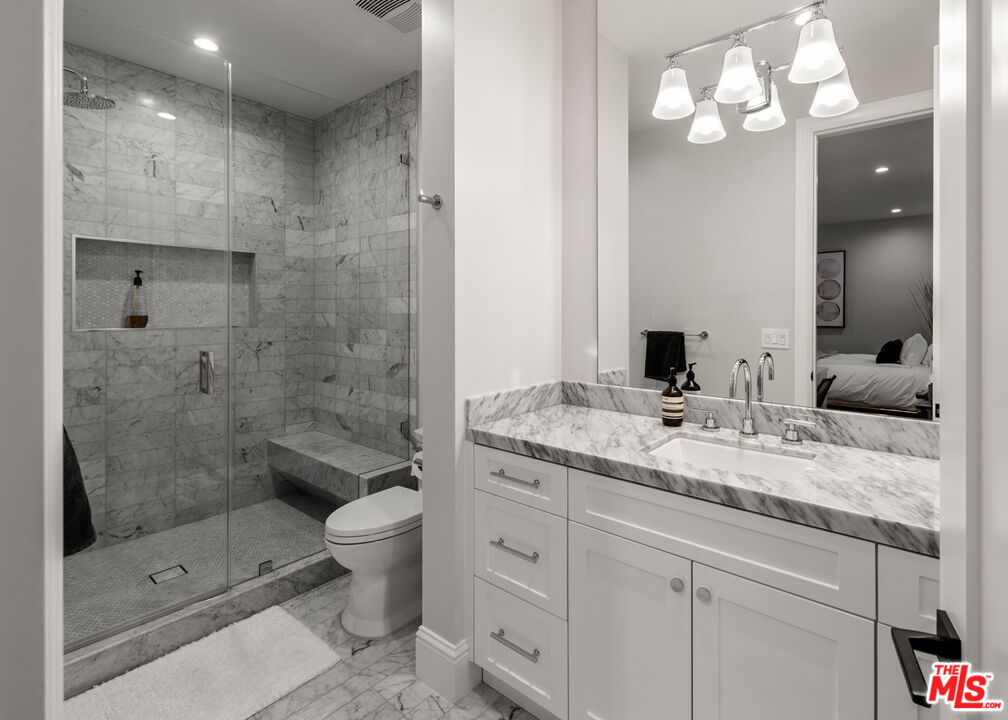 4421 Haskell Avenue Encino, CA 91436 - Photo 30 of 40