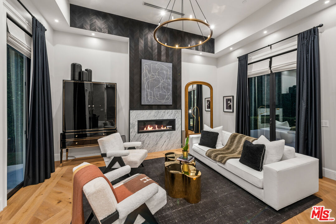 4421 Haskell Avenue Encino, CA 91436 - Photo 8 of 40