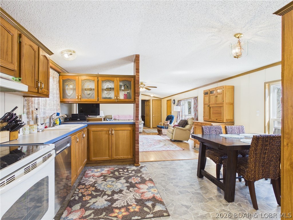 31674 Aspen Road Stover, MO 65078 - Photo 4 of 58