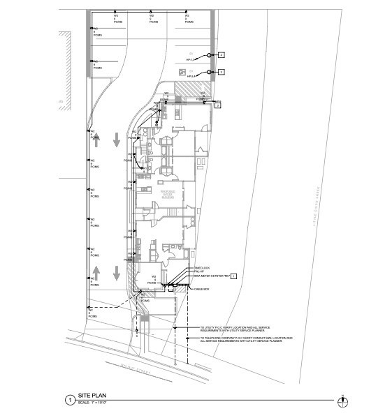 951 Walnut Street Chico, CA 95928 - Photo 4 of 11 a picture of a bathroom