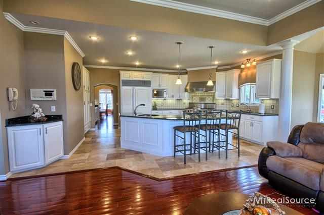 5537 37 Mile Road Romeo, MI 48065 - Photo 5 of 30 31142340-4.JPG