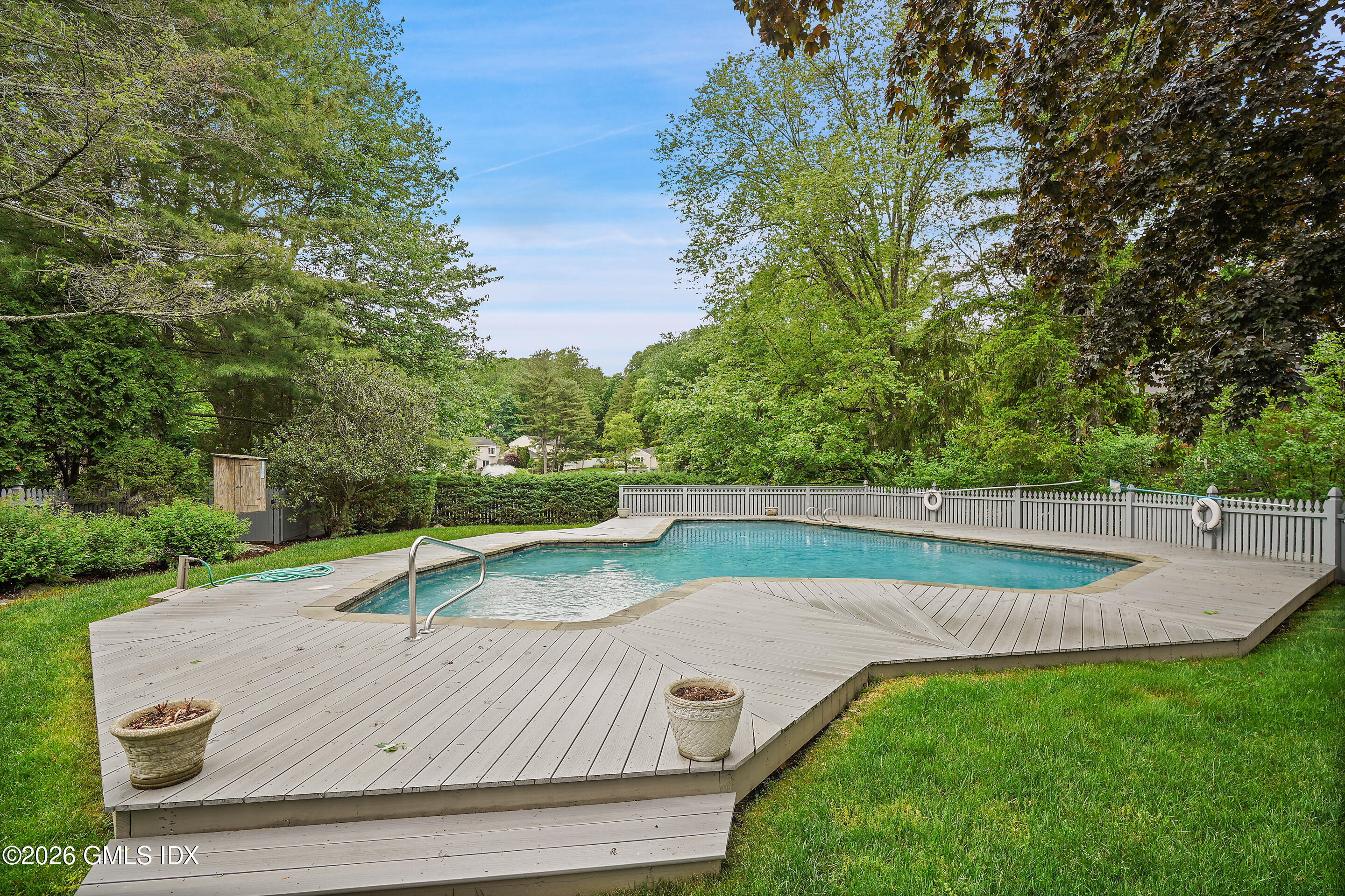 19 Georgetowne North, Unit 19 Greenwich, CT 06831 - Photo 26 of 29 26 - DSC00205_1