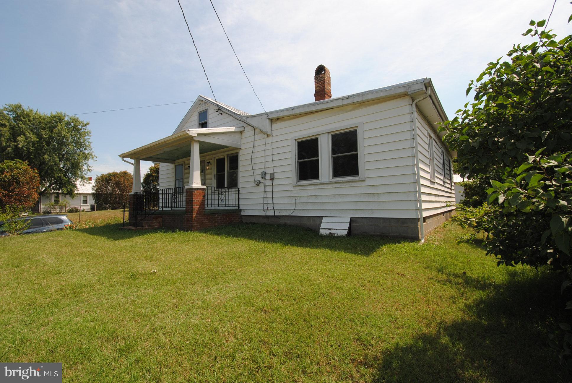 210 Bufflick Road Winchester, VA 22602 - Photo 2 of 27 Exterior (Front)