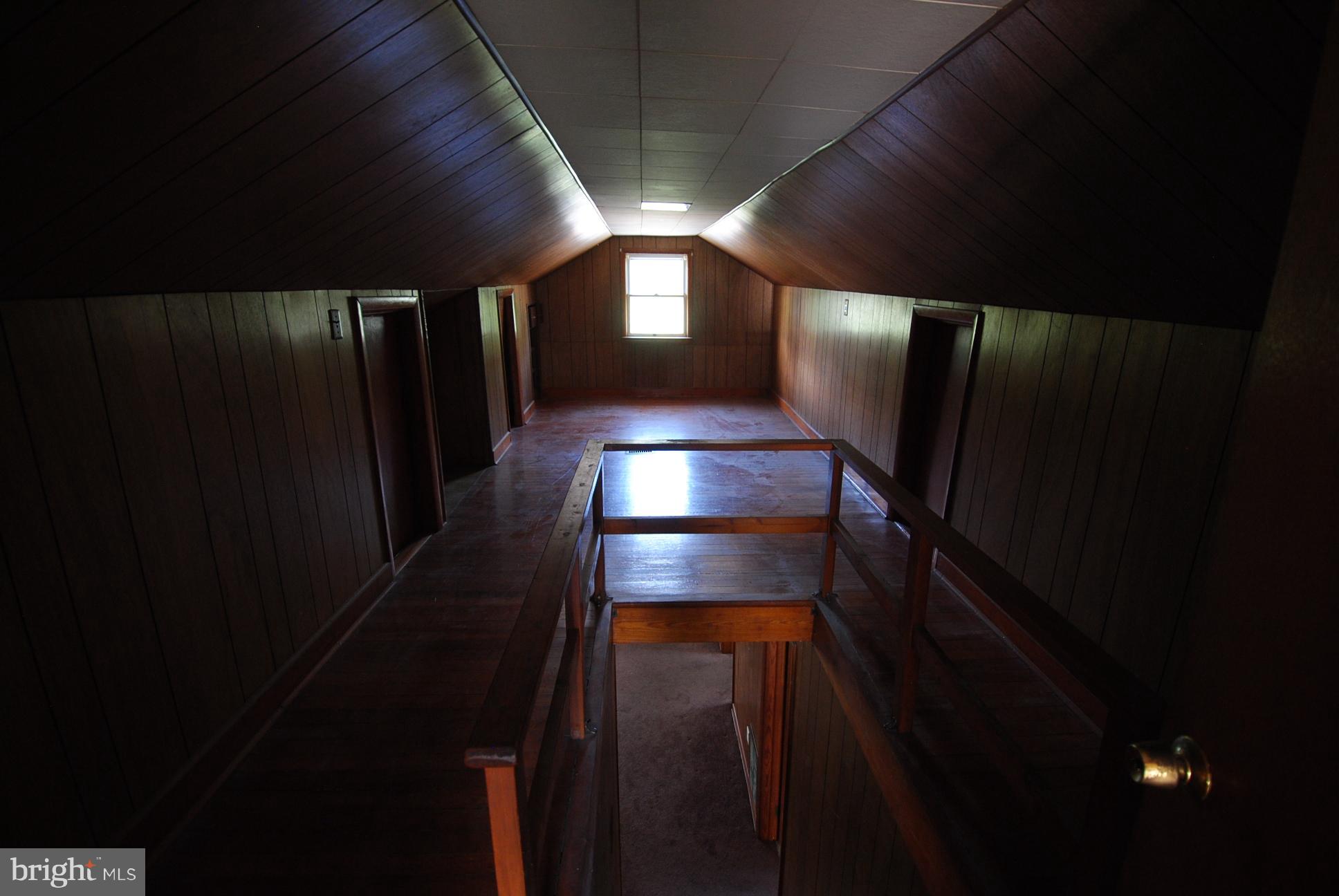 210 Bufflick Road Winchester, VA 22602 - Photo 20 of 27 Attic