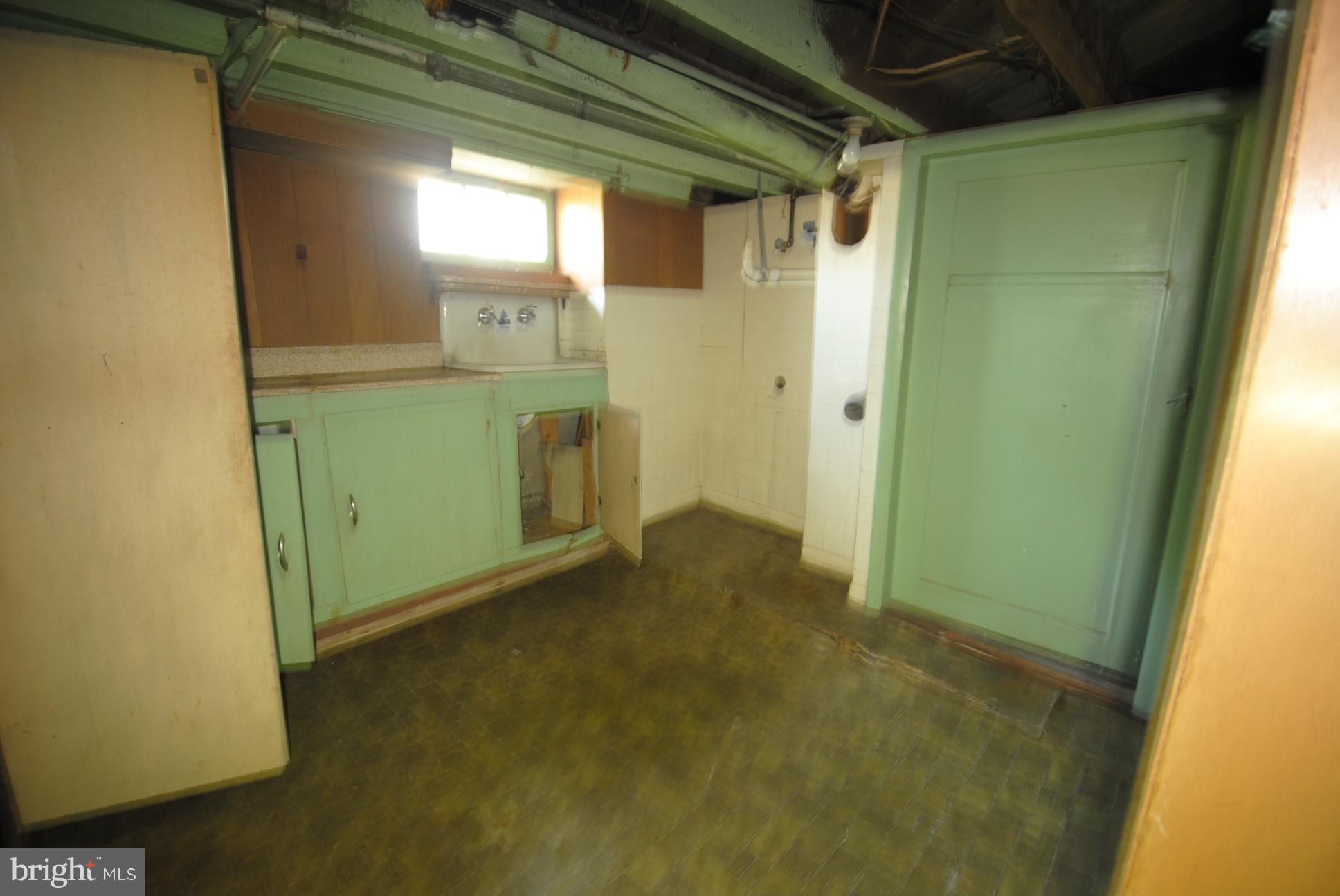 210 Bufflick Road Winchester, VA 22602 - Photo 22 of 27 Basement