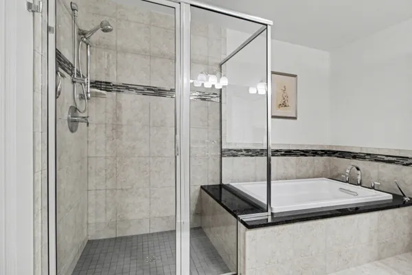 $539,900 | 5608 Gallery Park Drive, Ann Arbor, MI 48103