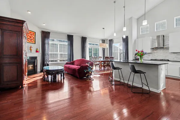 $539,900 | 5608 Gallery Park Drive, Ann Arbor, MI 48103