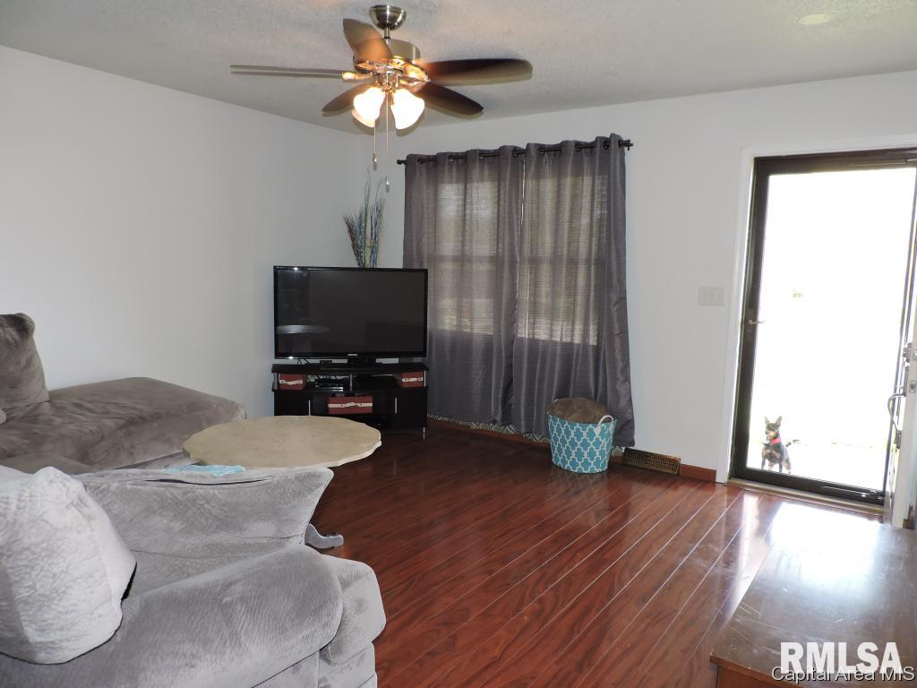 2908 Ontario Drive Springfield, IL 62707 - Photo 5 of 18 Gallery Image 5