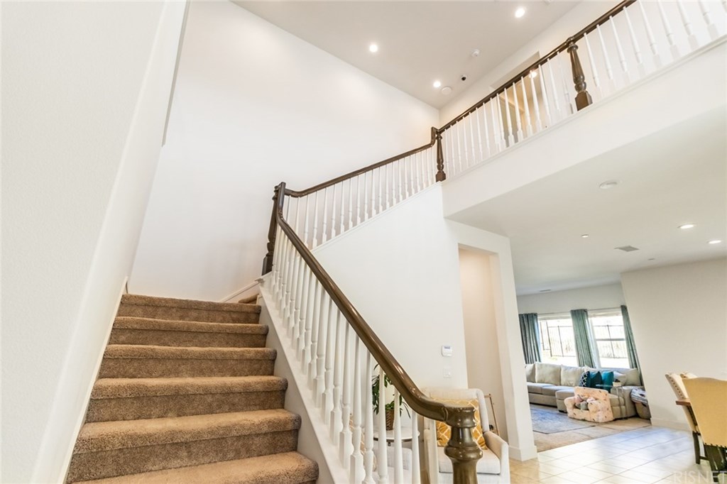 19047 Bension Drive Saugus, CA 91350 - Photo 22 of 72 Staircase with stained handrails (Mist)