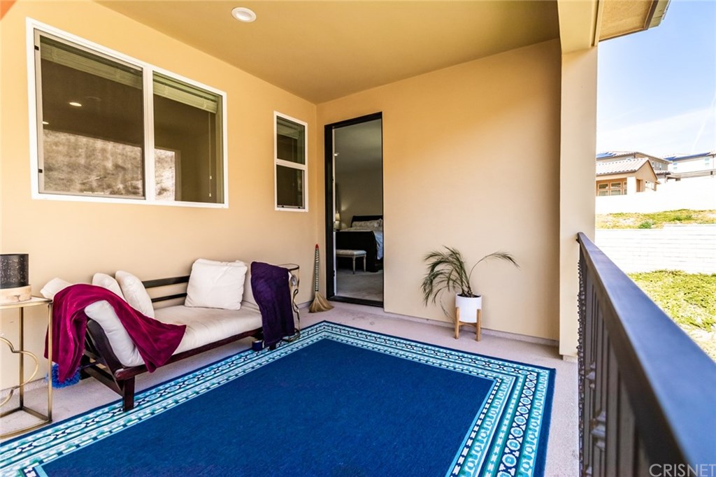 19047 Bension Drive Saugus, CA 91350 - Photo 39 of 72