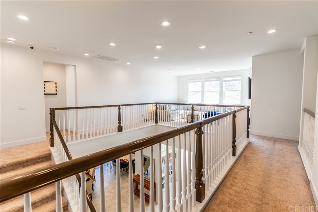 19047 Bension Drive Saugus, CA 91350 - Photo 40 of 72