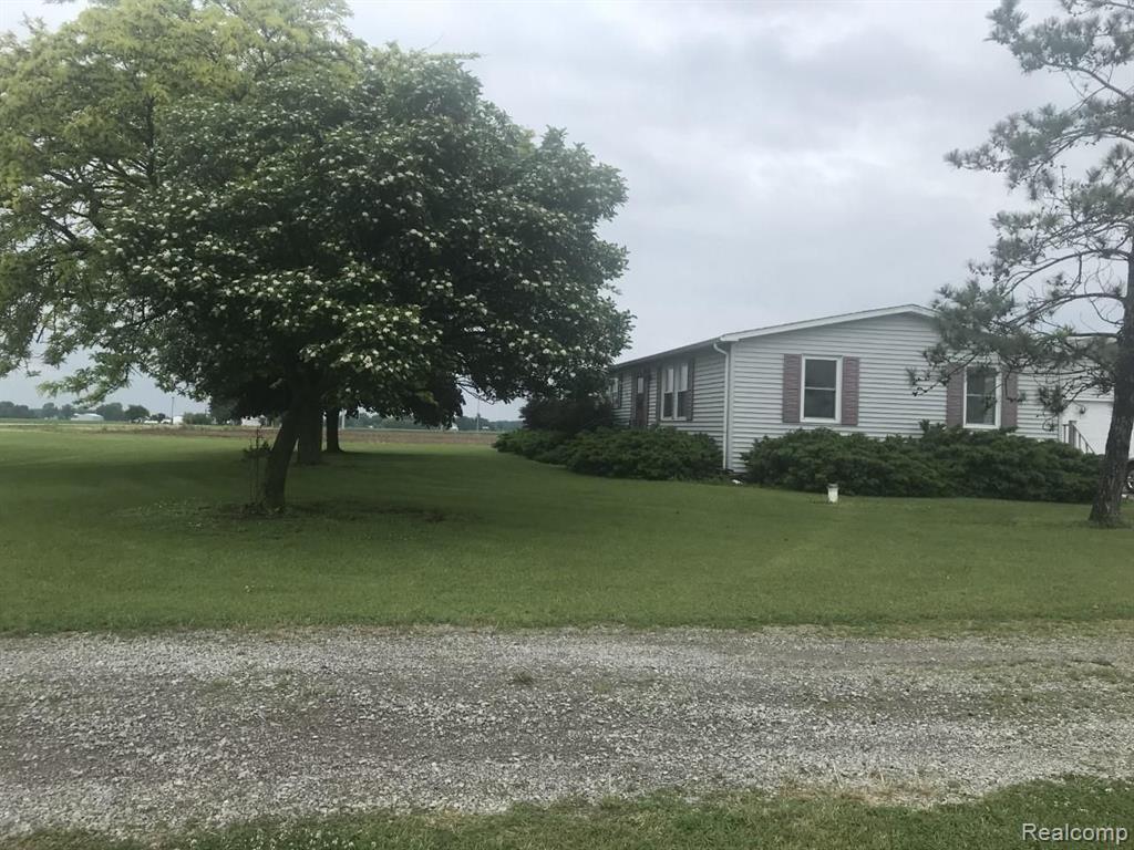 3120 Cramer Road Akron, MI 48701 - Photo 4 of 16