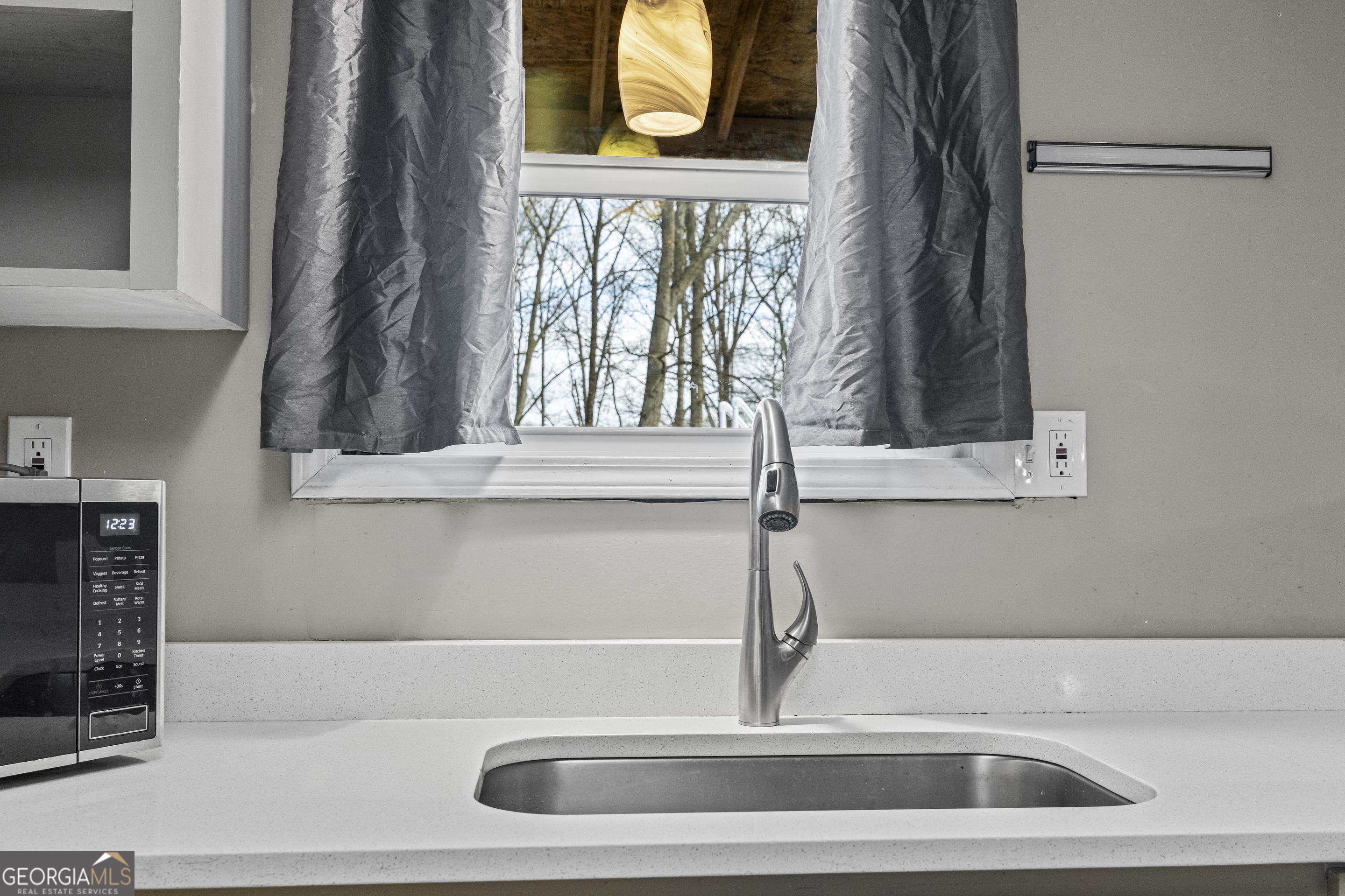 882 B B Bailey Road Hartwell, GA 30643 - Photo 22 of 68