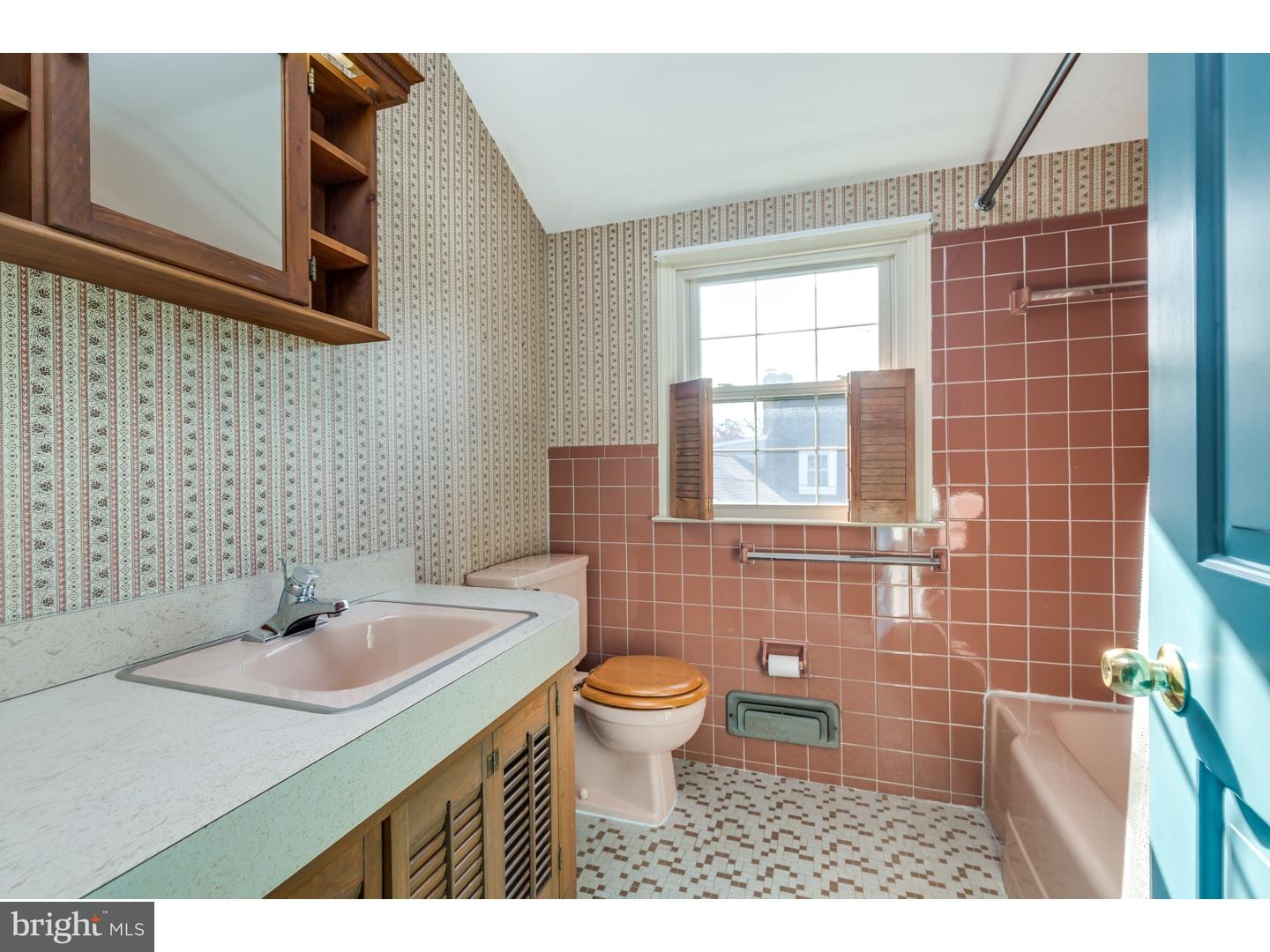 1209 Forge Road Cherry Hill, NJ 08034 - Photo 14 of 19 Gallery Image 14