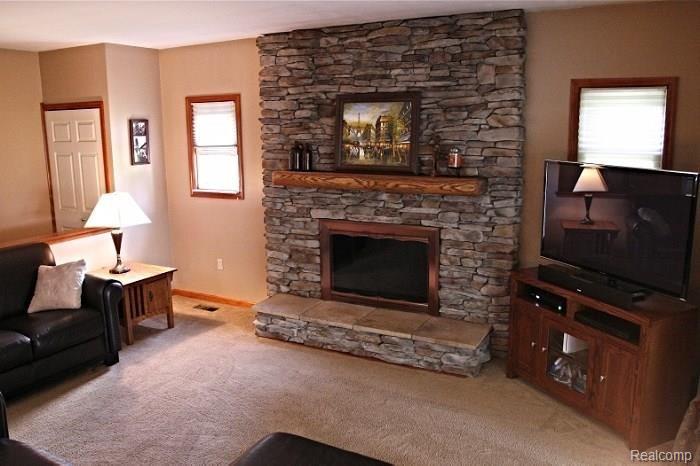 11223 Afton Road Southgate, MI 48195 - Photo 11 of 11 Fireplace.jpg